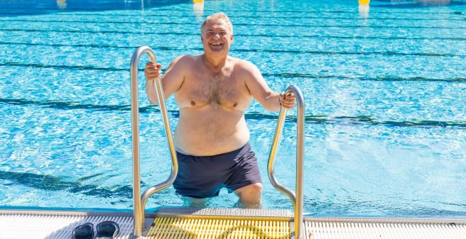  Mehr Zeit für die Gesundheit: Regelmäßige Trainingseinheiten im Schwimmbad integriert André Meyer in den Alltag